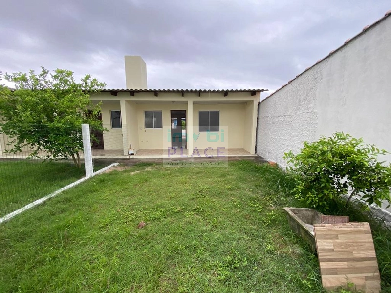 casa geminada em tramandaí com 2 quartos: 4ª foto da galeria de imagens do imóvel