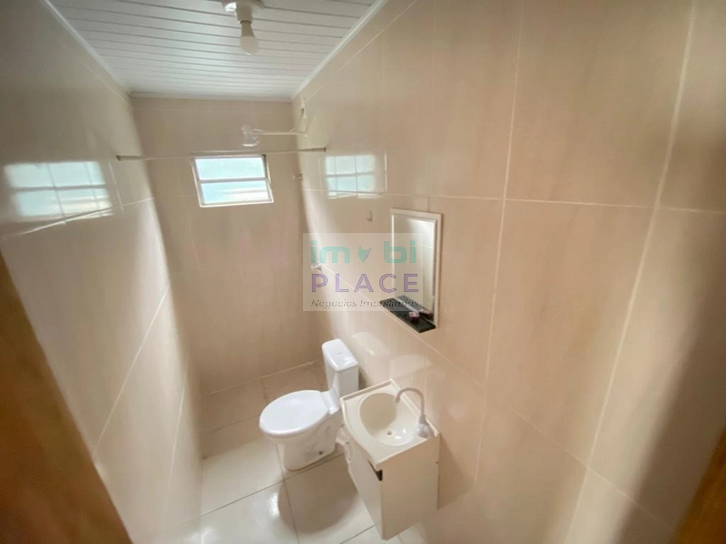 casa geminada em tramandaí com 2 quartos: 9ª foto da galeria de imagens do imóvel