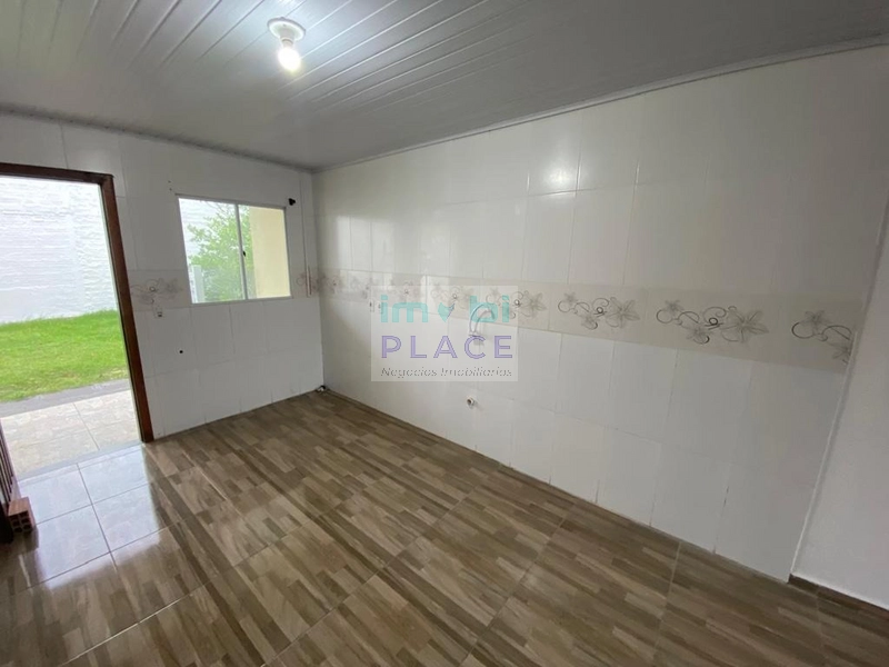 casa geminada em tramandaí com 2 quartos: 7ª foto da galeria de imagens do imóvel