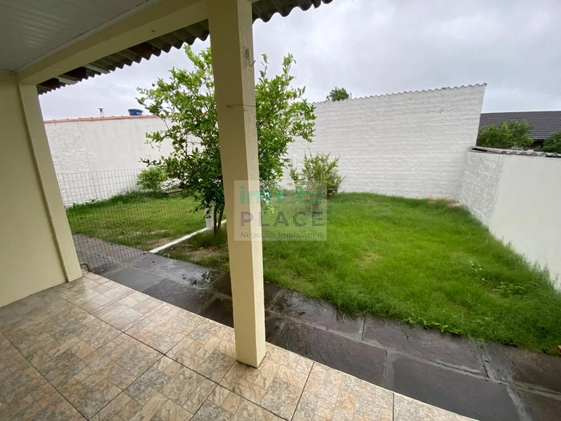 casa geminada em tramandaí com 2 quartos: 11ª foto da galeria de imagens do imóvel