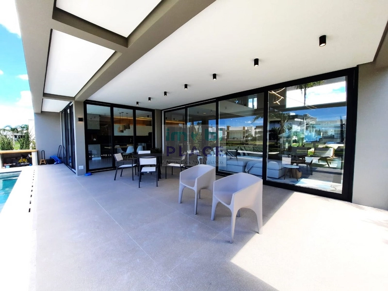 Casa Mobiliada e Decorada à Venda no Condomínio Sea Coast: 5ª foto da galeria de imagens do imóvel