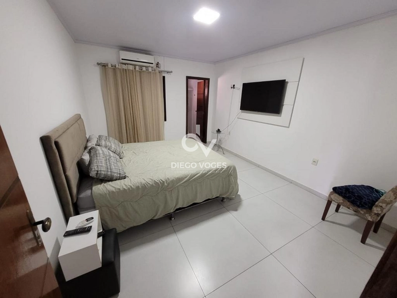 Excelente casa em bairro de moradores: 14ª foto da galeria de imagens do imóvel