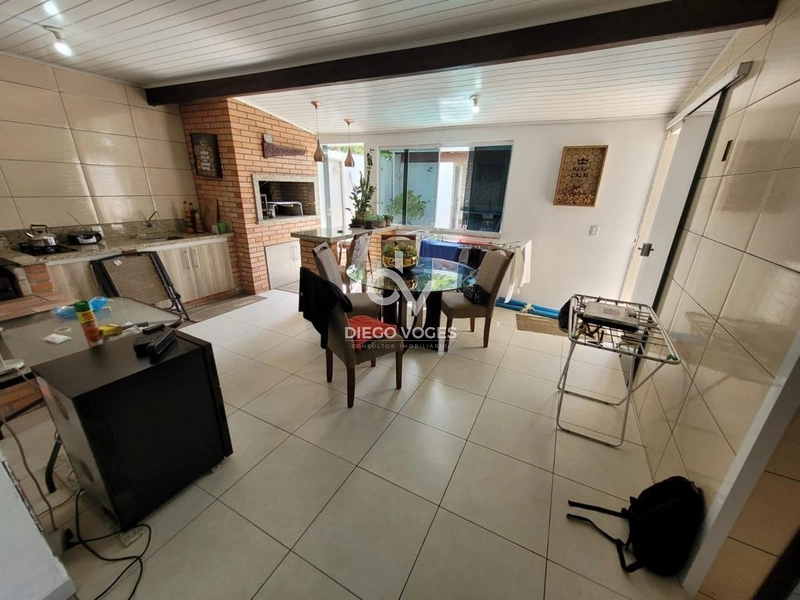 Excelente casa em bairro de moradores: 22ª foto da galeria de imagens do imóvel
