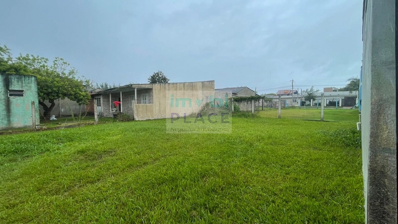 Excelente Casa na Praia de Tramandaí – 3 Dormitórios, Semi Mobiliada: 2ª foto da galeria de imagens do imóvel