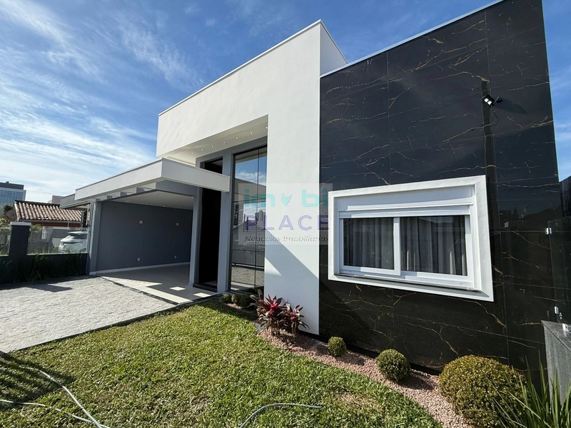 Casa Alto Padrão no Centro de Tramandaí – Porteira Fechada: 3ª foto da galeria de imagens do imóvel