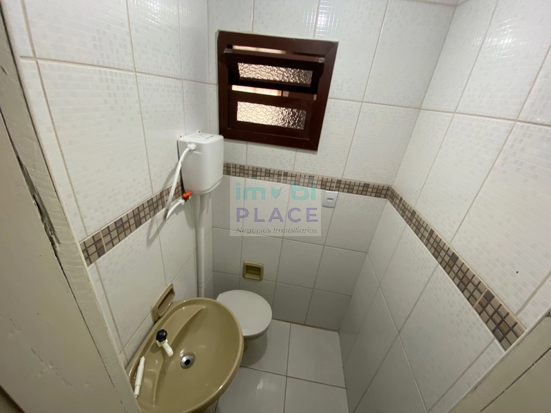 Sobrado c/ piscina 5 dormitórios próximo ao centrinho 250m do mar: 23ª foto da galeria de imagens do imóvel