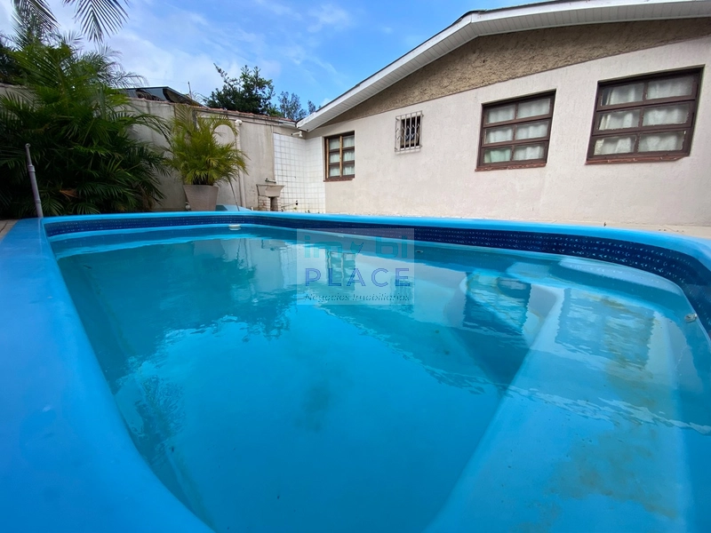 Sobrado c/ piscina 5 dormitórios próximo ao centrinho 250m do mar: 31ª foto da galeria de imagens do imóvel