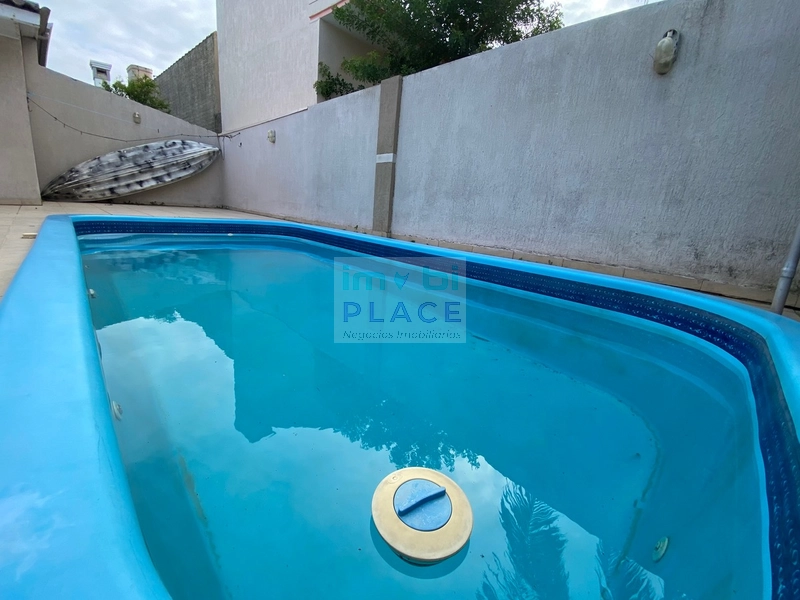 Sobrado c/ piscina 5 dormitórios próximo ao centrinho 250m do mar: 13ª foto da galeria de imagens do imóvel