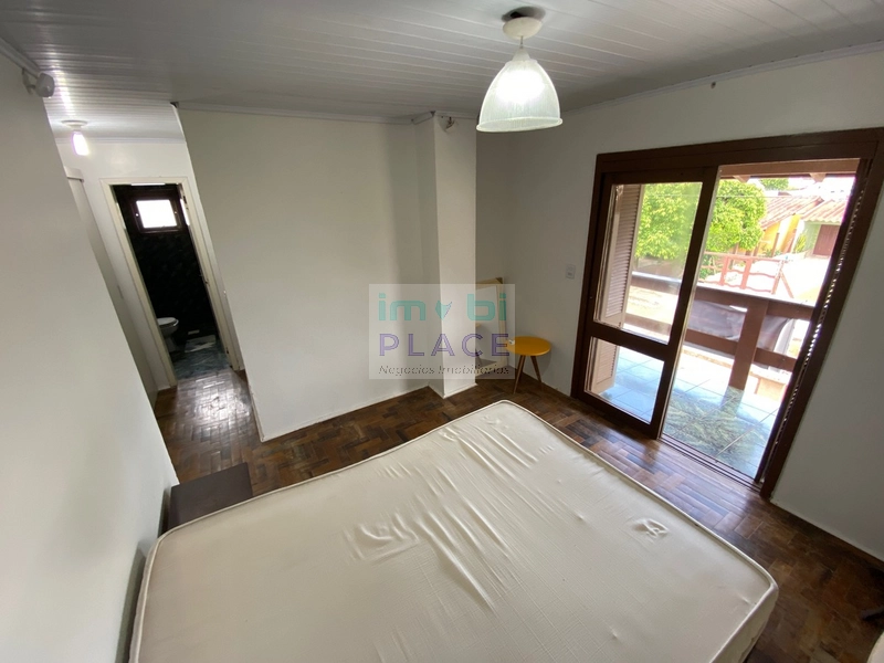 Sobrado c/ piscina 5 dormitórios próximo ao centrinho 250m do mar: 17ª foto da galeria de imagens do imóvel