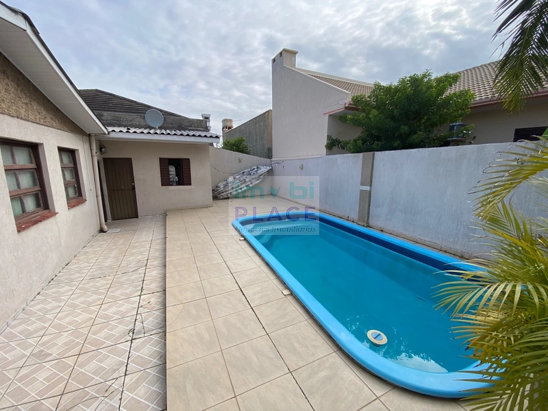 Sobrado c/ piscina 5 dormitórios próximo ao centrinho 250m do mar: 14ª foto da galeria de imagens do imóvel