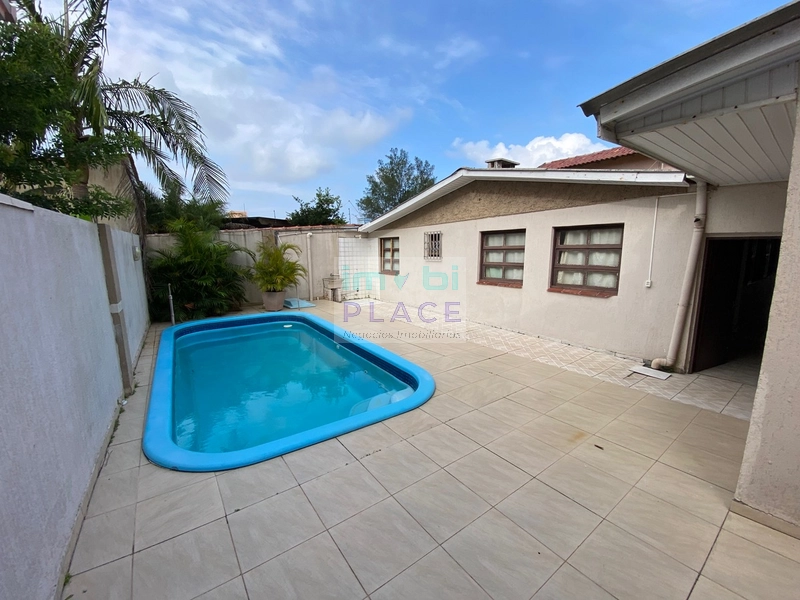 Sobrado c/ piscina 5 dormitórios próximo ao centrinho 250m do mar: 32ª foto da galeria de imagens do imóvel