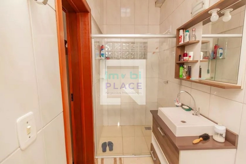 Residência em Novo Hamburgo com um design contemporâneo e aconchegante: 21ª foto da galeria de imagens do imóvel