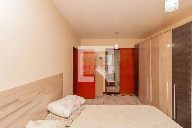 Residência em Novo Hamburgo com um design contemporâneo e aconchegante: 8ª foto da galeria de imagens do imóvel