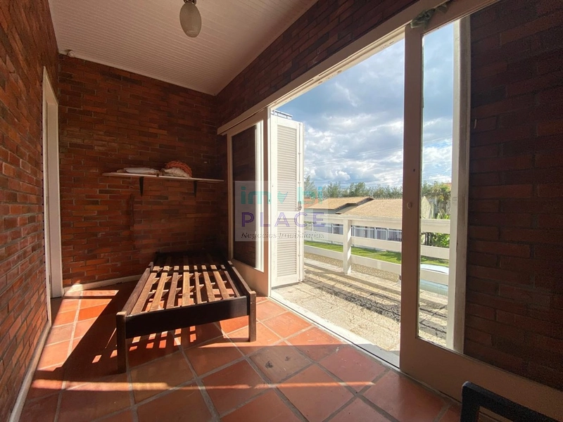 Casa com Infraestrutura Completa e Proximidade ao Mar: 4ª foto da galeria de imagens do imóvel