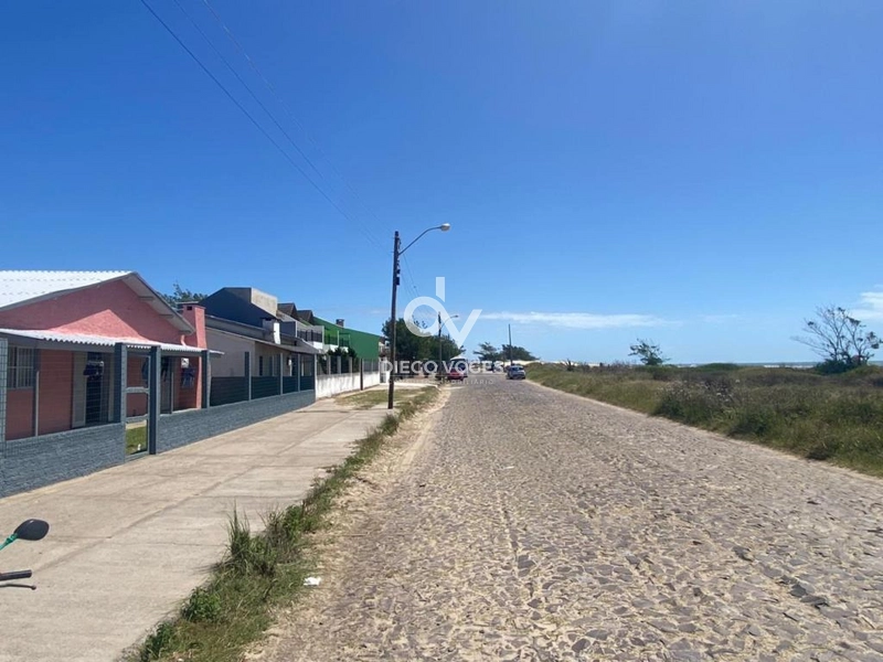 Casa em região de veranistas de Frente para o Mar: 7ª foto da galeria de imagens do imóvel