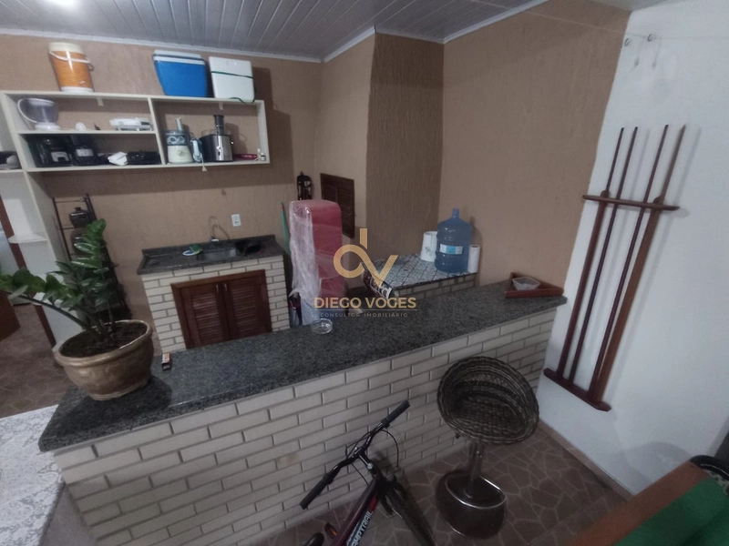 Linda casa com piscina em bairro de moradores: 24ª foto da galeria de imagens do imóvel