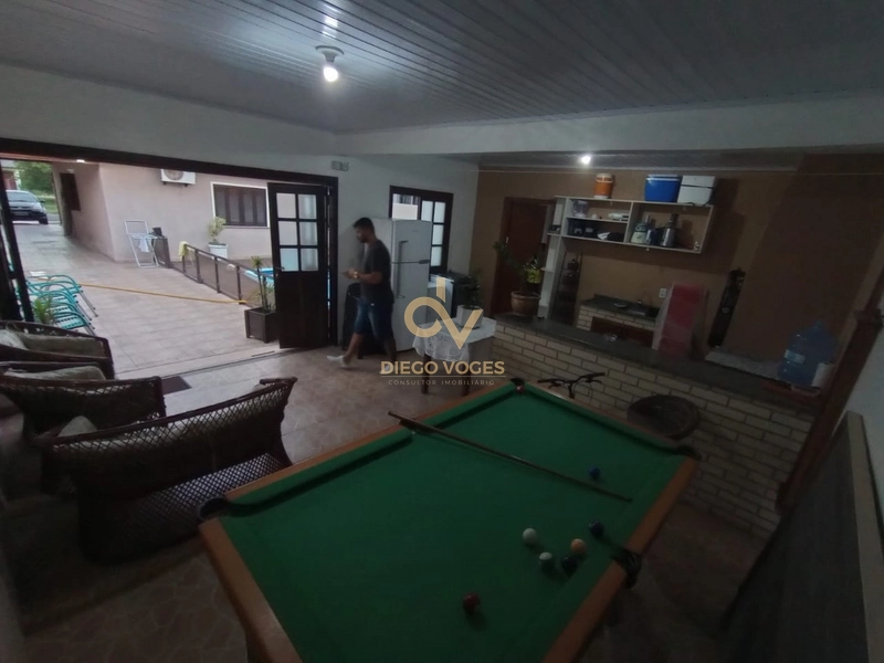 Linda casa com piscina em bairro de moradores: 29ª foto da galeria de imagens do imóvel