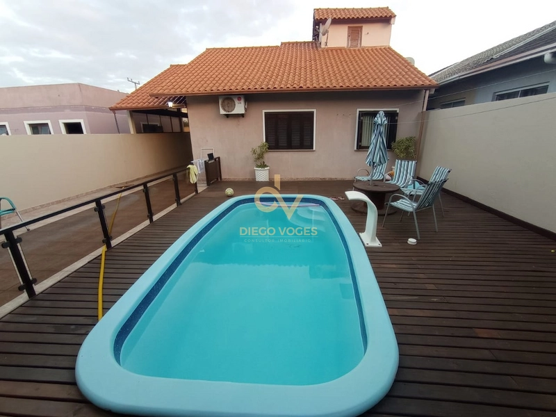 Linda casa com piscina em bairro de moradores: 21ª foto da galeria de imagens do imóvel