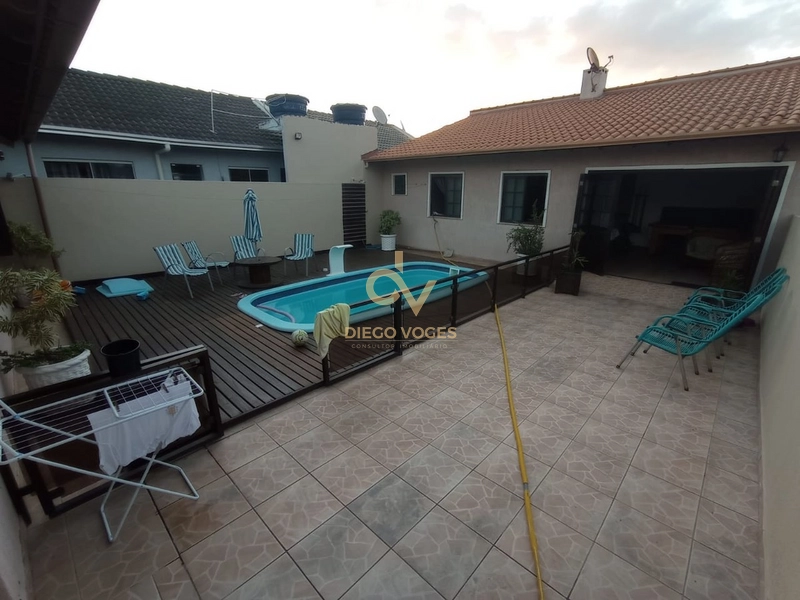 Linda casa com piscina em bairro de moradores: 19ª foto da galeria de imagens do imóvel
