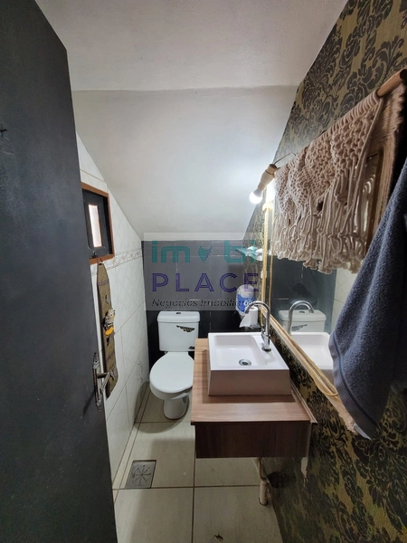 Ótimo sobrado em bairro de moradores: 9ª foto da galeria de imagens do imóvel