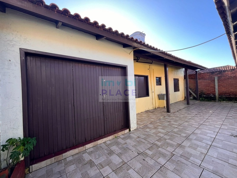 Casa de 3 Dormitórios com Vista para o Mar e Anexo Completo, Nova Tdai: 4ª foto da galeria de imagens do imóvel