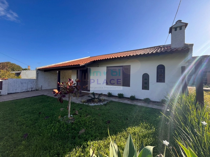 Casa de 3 Dormitórios com Vista para o Mar e Anexo Completo, Nova Tdai: 3ª foto da galeria de imagens do imóvel