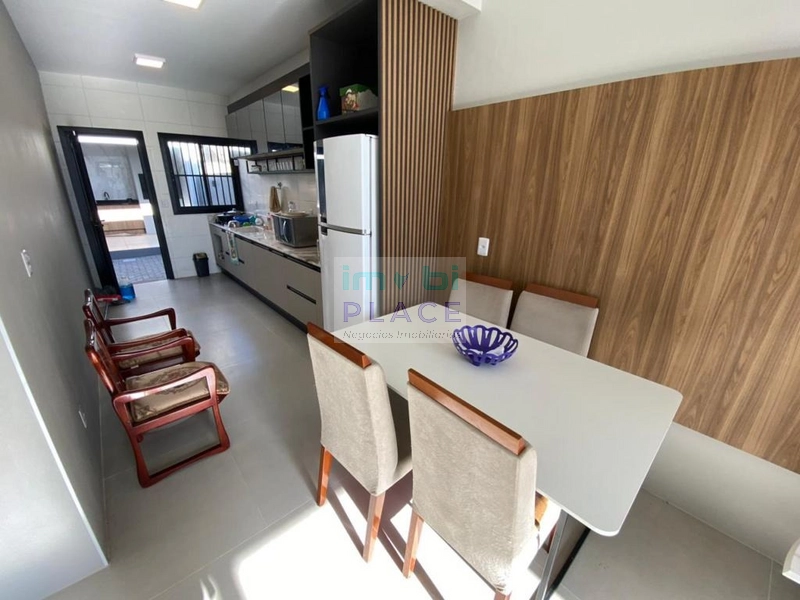 CASA SEMI MOBILIADA: 10ª foto da galeria de imagens do imóvel