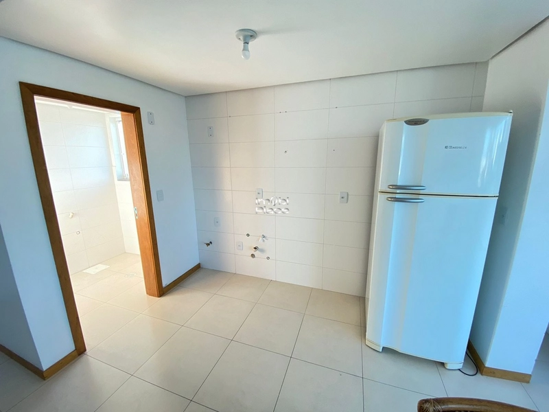 Apartamento de 2 dormitórios, sendo 1 suíte, semi-mobiliado e com box: 11ª foto da galeria de imagens do imóvel