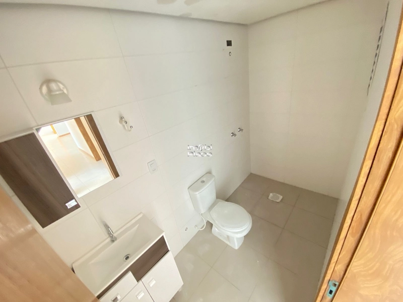 Apartamento de 2 dormitórios, sendo 1 suíte, semi-mobiliado e com box: 2ª foto da galeria de imagens do imóvel