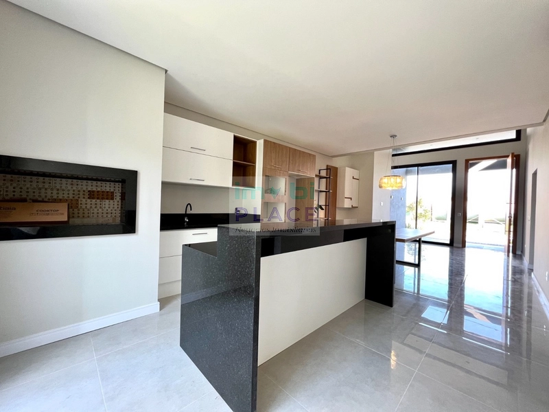 Apresentamos esta charmosa casa no exclusivo Condomínio Sunset: 8ª foto da galeria de imagens do imóvel