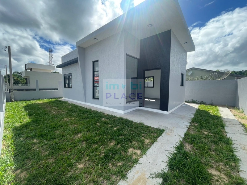 Casa à Venda no Bairro Emboaba – Próxima ao Grupo da Polícia: 1ª foto da galeria de imagens do imóvel