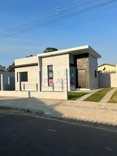 Casa à Venda no Bairro Emboaba – Próxima ao Grupo da Polícia: 8ª foto da galeria de imagens do imóvel