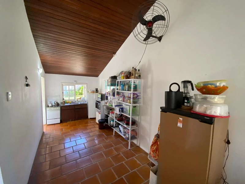 Residência com localização ímpar a passos do Super Mercado Bistek: 6ª foto da galeria de imagens do imóvel