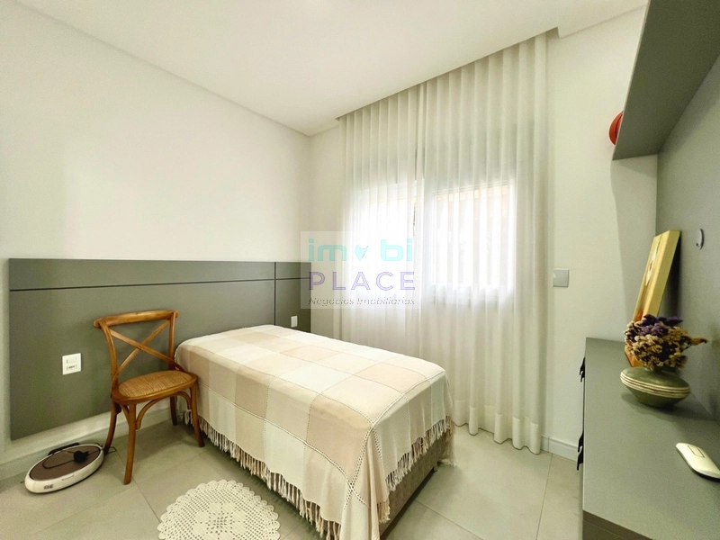 Apresentamos esta magnífica casa no Condomínio quintas do lago: 29ª foto da galeria de imagens do imóvel