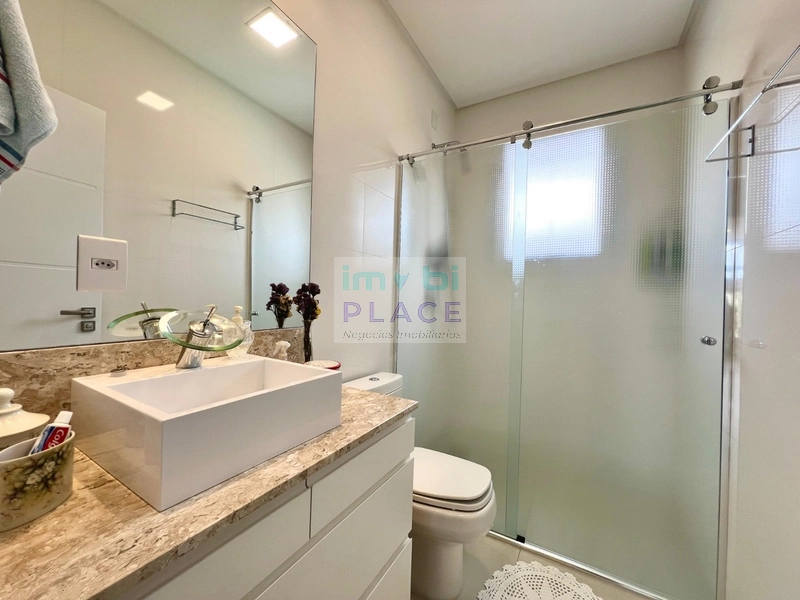 Apresentamos esta magnífica casa no Condomínio quintas do lago: 5ª foto da galeria de imagens do imóvel