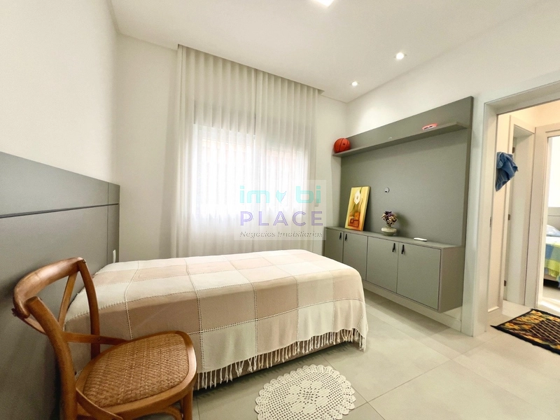 Apresentamos esta magnífica casa no Condomínio quintas do lago: 2ª foto da galeria de imagens do imóvel