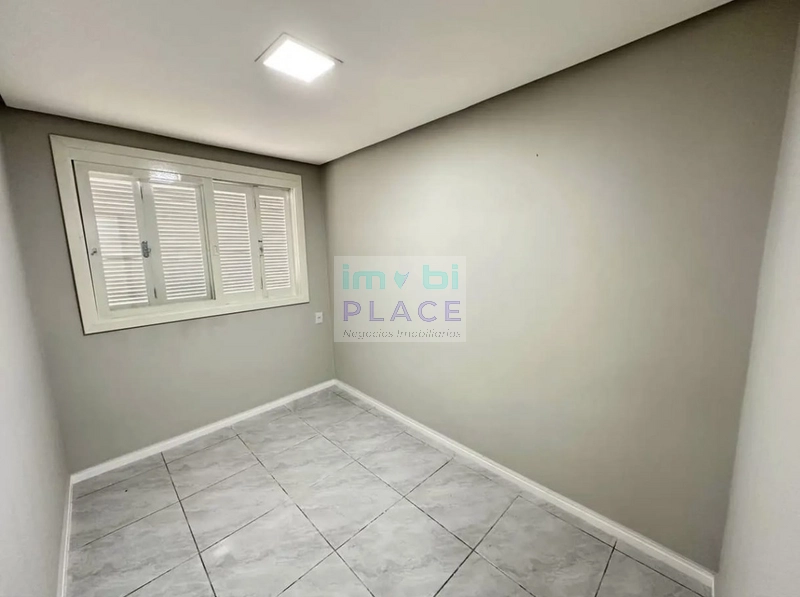 Casa com piscina: 5ª foto da galeria de imagens do imóvel