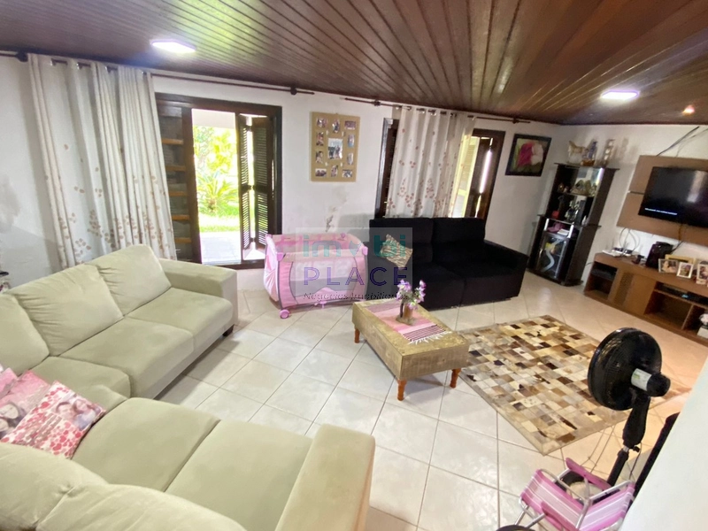 casa em tramandaí com 4 suites e piscina: 40ª foto da galeria de imagens do imóvel