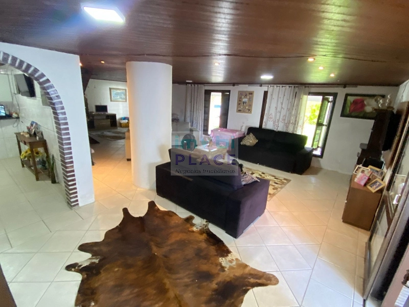 casa em tramandaí com 4 suites e piscina: 41ª foto da galeria de imagens do imóvel