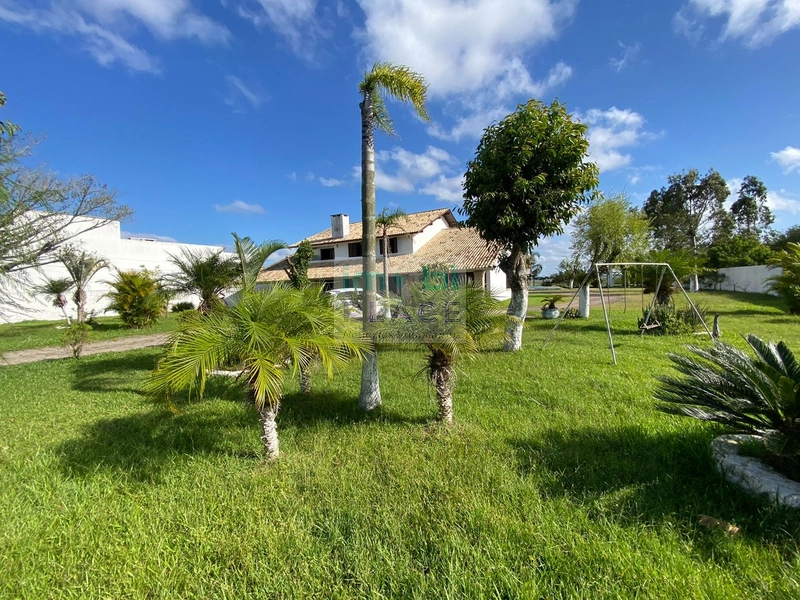 casa em tramandaí com 4 suites e piscina: 54ª foto da galeria de imagens do imóvel