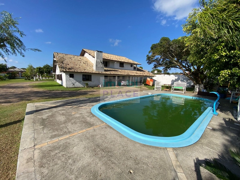 casa em tramandaí com 4 suites e piscina: 59ª foto da galeria de imagens do imóvel