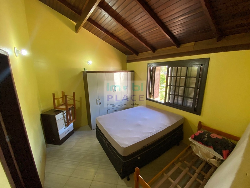 casa em tramandaí com 4 suites e piscina: 11ª foto da galeria de imagens do imóvel