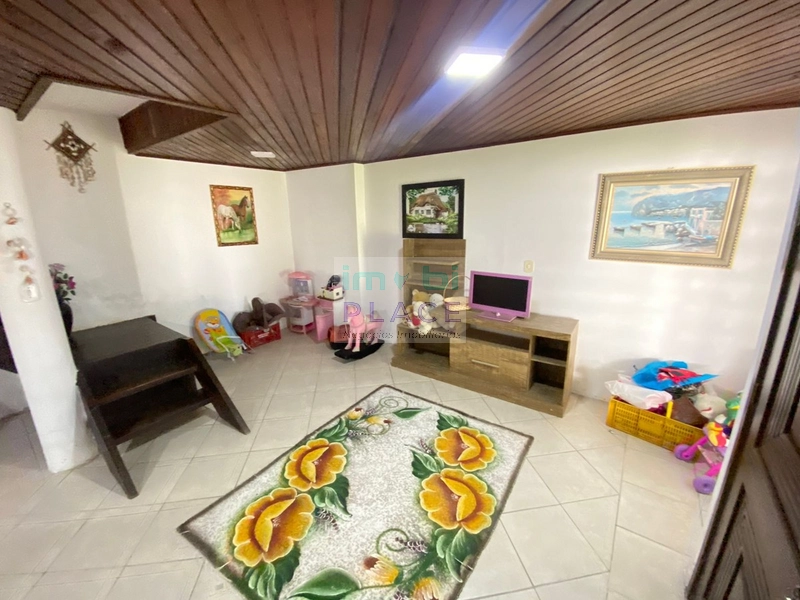 casa em tramandaí com 4 suites e piscina: 38ª foto da galeria de imagens do imóvel