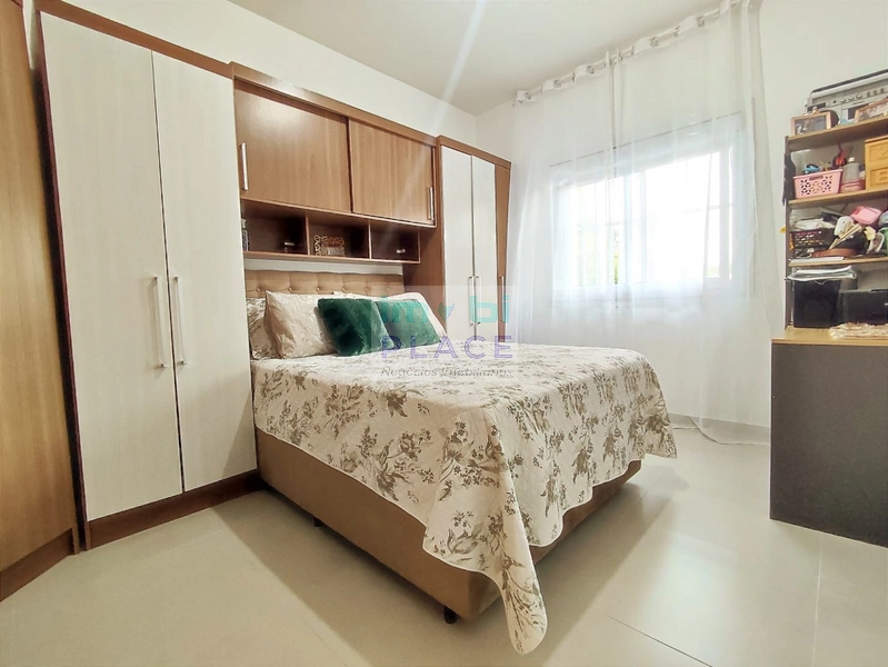 Casa semi-mobiliada: 8ª foto da galeria de imagens do imóvel