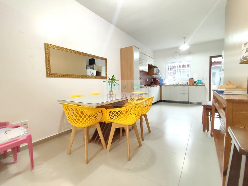 Casa semi-mobiliada: 1ª foto da galeria de imagens do imóvel