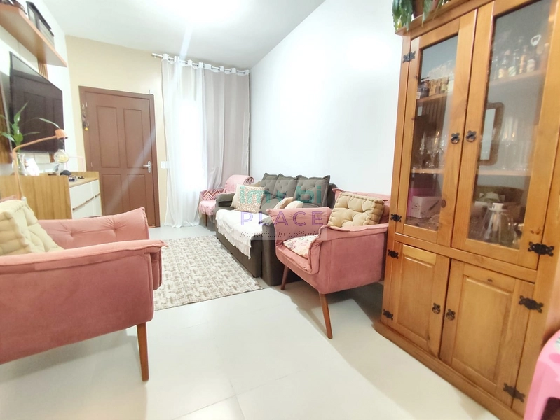 Casa semi-mobiliada: 6ª foto da galeria de imagens do imóvel