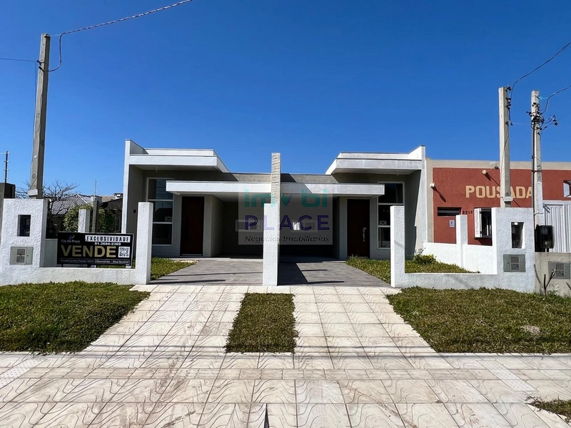 Casa Geminada, 3 dormitórios sendo 1 Suíte, com Piscina: 4ª foto da galeria de imagens do imóvel