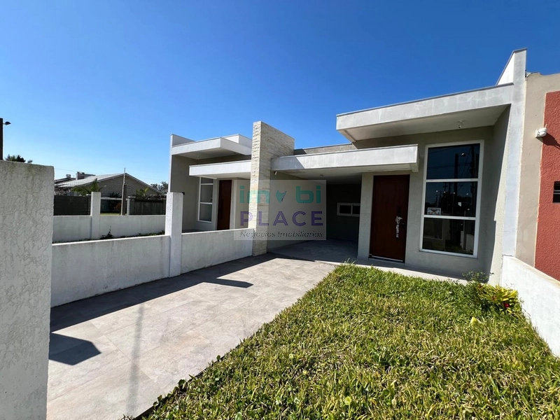 Casa Geminada, 3 dormitórios sendo 1 Suíte, com Piscina: 2ª foto da galeria de imagens do imóvel