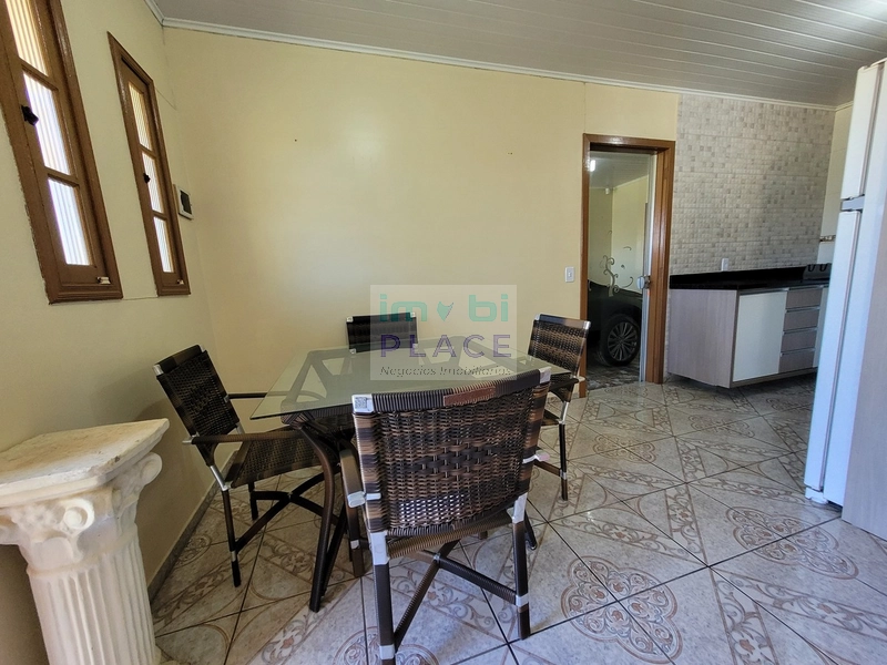 Casa mobiliada à Venda: 2ª foto da galeria de imagens do imóvel