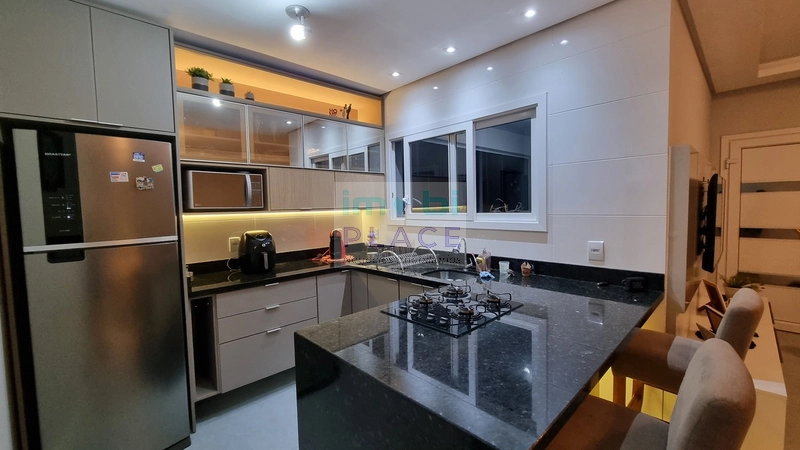 Casa Moderna e Funcional com Área Externa Completa: 15ª foto da galeria de imagens do imóvel